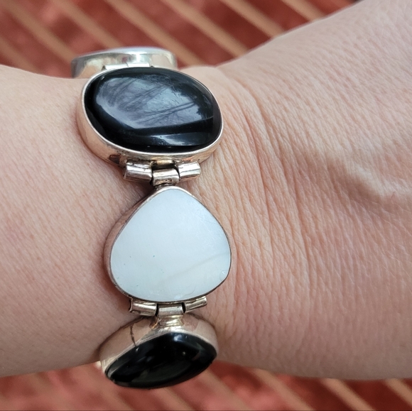 Jewelry - Sterling Silver Bracelet Onyx Vintage